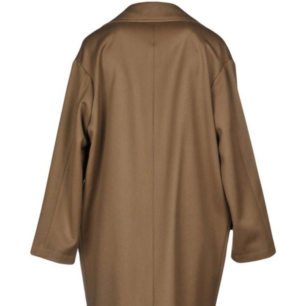 Coat - Picture 2 of 2